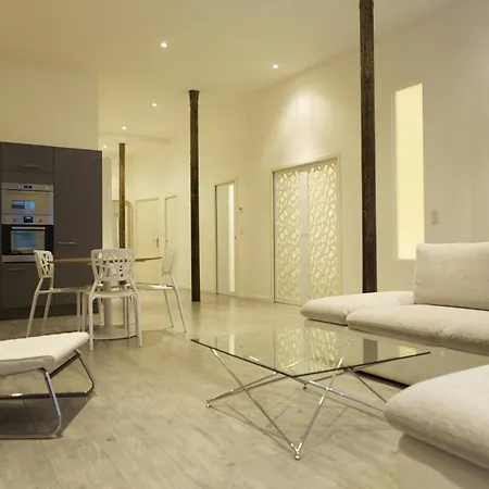 Ausone Beautiful Loft In Historical Center + Terrace And Parking Apartmán Bordeaux