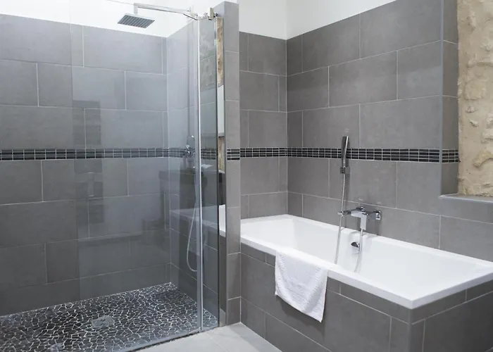 Ausone Beautiful Loft In Historical Center + Terrace And Parking Διαμέρισμα