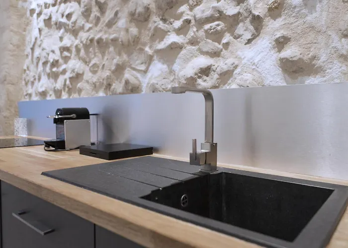 Ausone Beautiful Loft In Historical Center + Terrace And Parking * Μπορντό