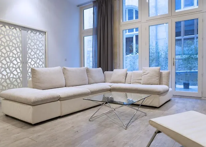 Ausone Beautiful Loft In Historical Center + Terrace And Parking Διαμέρισμα Μπορντό