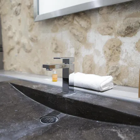 Ausone Beautiful Loft In Historical Center + Terrace And Parking Apartmán *